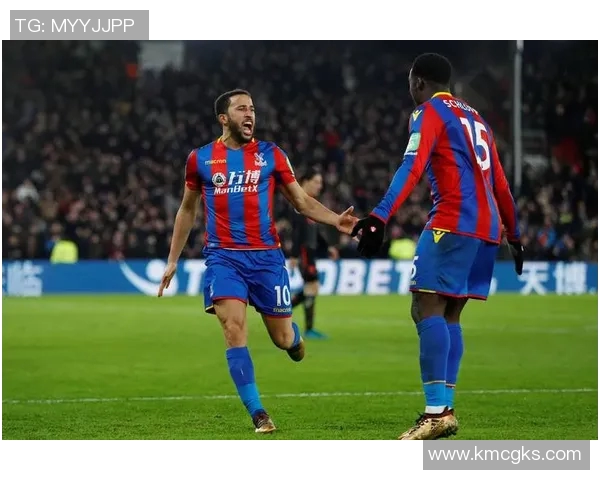 大魔王足球球星的崛起与挑战：从绿茵场到全球传奇的背后故事