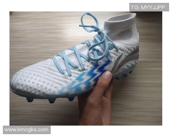 李宁足球鞋代言球星是谁 他如何助力品牌崛起并提升球场表现